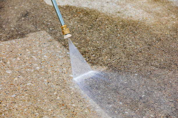 Best Gutter Cleaning and Brightening in Sundown, TX